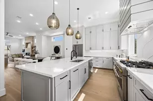 4705 Gibson St, Houston, TX 77007 - Photo 16