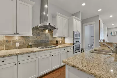 652 E 6th 1/2 Street, Houston, TX 77007 - Photo 6