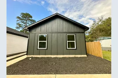 11555 Persimmon Street, Willis, TX 77318 - Photo 1