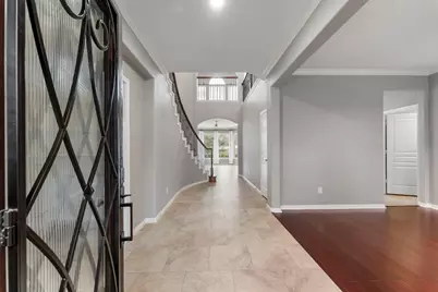 78 S Bardsbrook Circle, The Woodlands, TX 77382 - Photo 6