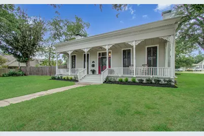 502 S College Street, Weimar, TX 78962 - Photo 2