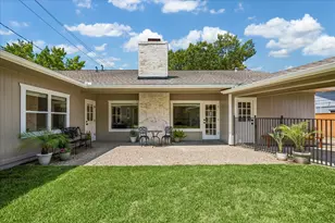 607 Blue Willow Dr, Houston, TX 77042 - Photo 32