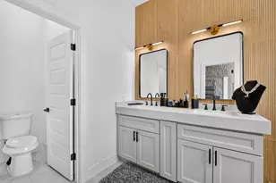 2208 Bleker St, Houston, TX 77026 - Photo 26