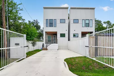 2208 Bleker Street, Houston, TX 77026 - Photo 2