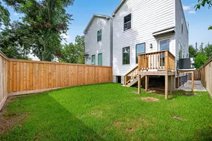 2208 Bleker St, Houston, TX 77026 - Photo 44
