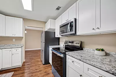 2013 Terrace Lane, Baytown, TX 77520 - Photo 16