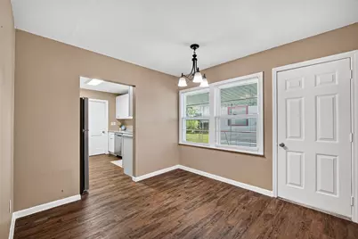 2013 Terrace Lane, Baytown, TX 77520 - Photo 14