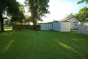 7101 2nd St, Hitchcock, TX 77563 - Photo 38