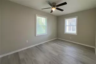 2214 5th Ave N, Texas City, TX 77590 - Photo 18