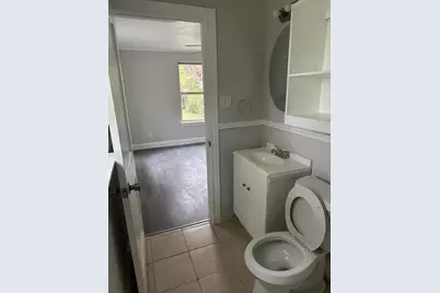 702 Rosedale Street #B, La Marque, TX 77568 - Photo 10