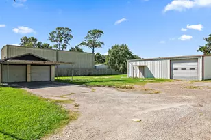 1211 Pecan St, Channelview, TX 77530 - Photo 2