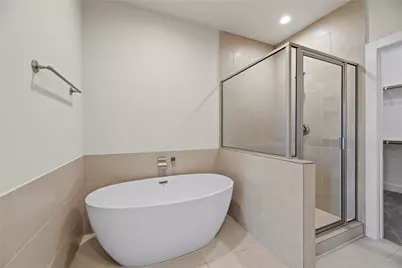 8819 Hollister Pine Court, Houston, TX 77080 - Photo 28