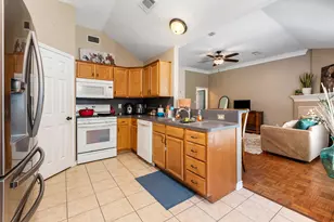 1711 Beaver Pond Ct, Bryan, TX 77807 - Photo 14