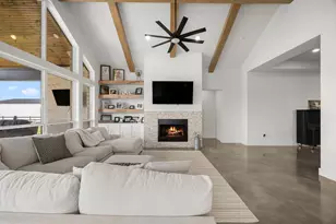 15757 County Rd 272, East Bernard, TX 77435 - Photo 12