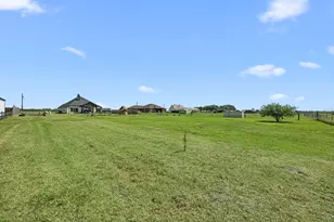 15757 County Rd 272, East Bernard, TX 77435 - Photo 28