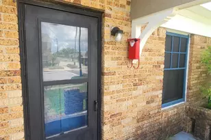 2301 45th St, Galveston, TX 77551 - Photo 2