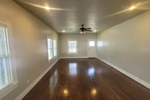 2301 45th St, Galveston, TX 77551 - Photo 4