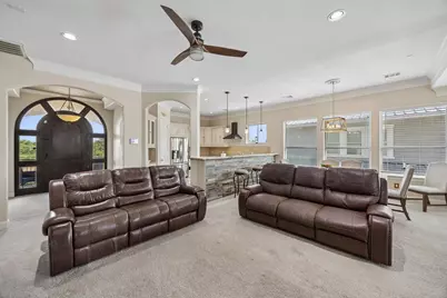 615 29th Street, Dickinson, TX 77539 - Photo 6