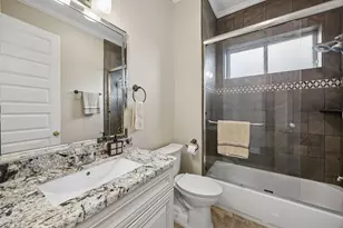 615 29th St, Dickinson, TX 77539 - Photo 10