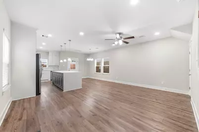 5619 Bacher Street, Houston, TX 77028 - Photo 12