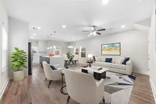 5619 Bacher St, Houston, TX 77028 - Photo 1