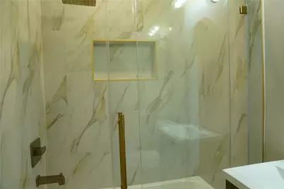 5947 Collingsworth Street, Houston, TX 77026 - Photo 30