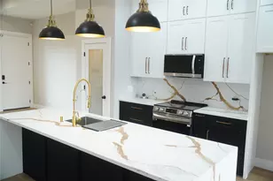 5947 Collingsworth St, Houston, TX 77026 - Photo 2