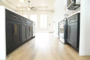 5947 Collingsworth St, Houston, TX 77026 - Photo 16