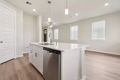 10024 Rustic Charm Street, Houston, TX 77080 - Photo 14