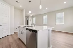 10024 Rustic Charm St, Houston, TX 77080 - Photo 14