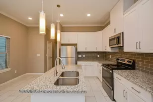 3712 Easy St, Houston, TX 77026 - Photo 8