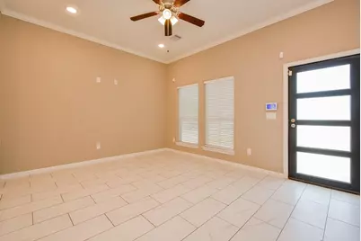 3712 Easy Street #A, Houston, TX 77026 - Photo 4