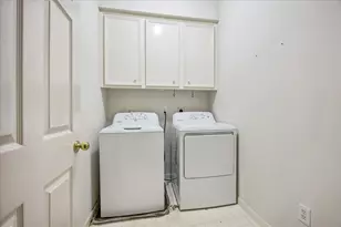 4443 Castle Ct Pl, Houston, TX 77006 - Photo 20