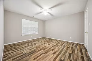 4443 Castle Ct Pl, Houston, TX 77006 - Photo 22