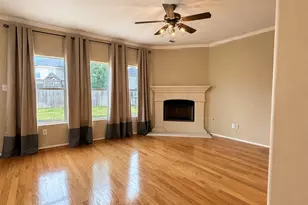 2605 Cypress Springs Dr, Pearland, TX 77584 - Photo 6