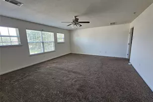 13231 Barrow Point Ln, Houston, TX 77014 - Photo 10