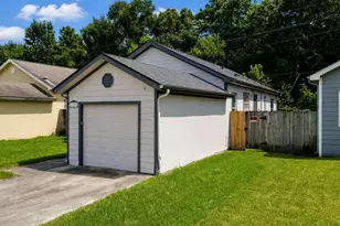 11926 Greensbrook Forest Dr, Houston, TX 77044 - Photo 2