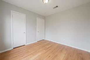 4910 Paradise Ln, Houston, TX 77048 - Photo 12