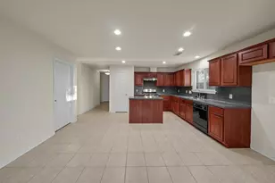 10230 Canyon Rose Ln, Houston, TX 77070 - Photo 6