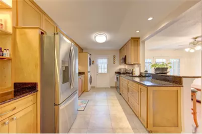 824 Wax Myrtle Lane, Houston, TX 77079 - Photo 26