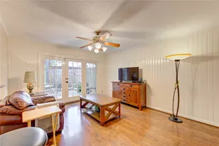 824 Wax Myrtle Ln, Houston, TX 77079 - Photo 20