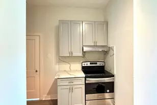 805 10th St, Galveston, TX 77550 - Photo 2