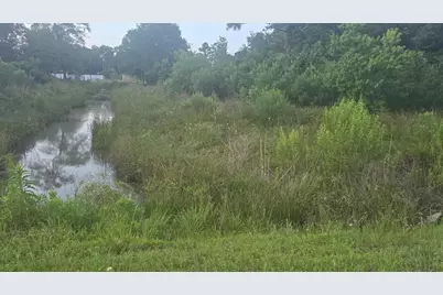 839 County Road 3415, Cleveland, TX 77327 - Photo 2