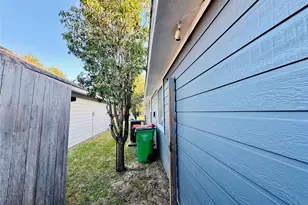 19342 Otter Trail Ct, Katy, TX 77449 - Photo 16