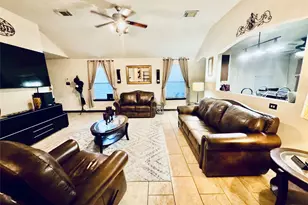 19342 Otter Trail Ct, Katy, TX 77449 - Photo 6