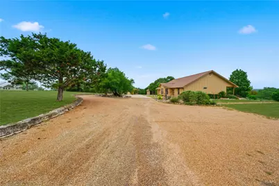 7926 White Oak Road, Kerrville, TX 78028 - Photo 38