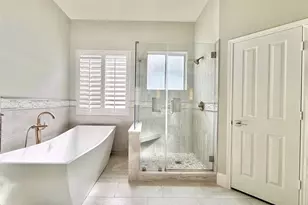 251 N Maple Glade Cir, The Woodlands, TX 77382 - Photo 32