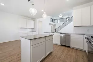 8930 Gull Cyn Dr, Baytown, TX 77521 - Photo 20