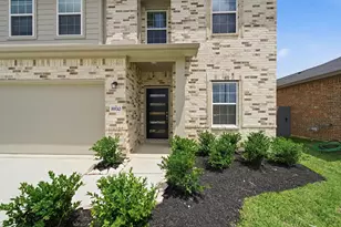 8930 Gull Cyn Dr, Baytown, TX 77521 - Photo 2