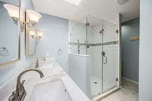 241 Litchfield Ln, Houston, TX 77024 - Photo 22